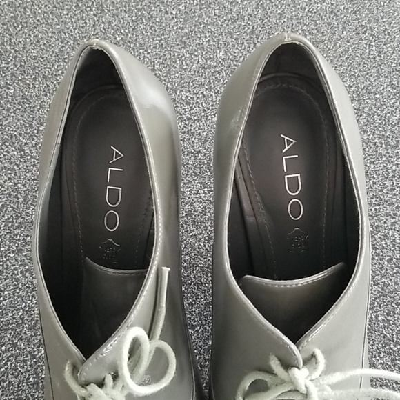 Aldo Women's Booties Size 7.5 Grey Lace Up Leather - Picture 3 of 7